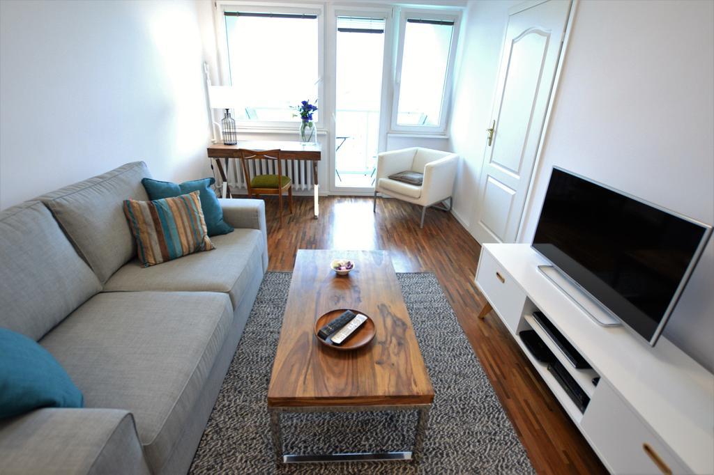 Quantic Apartment Varşovia Exterior foto